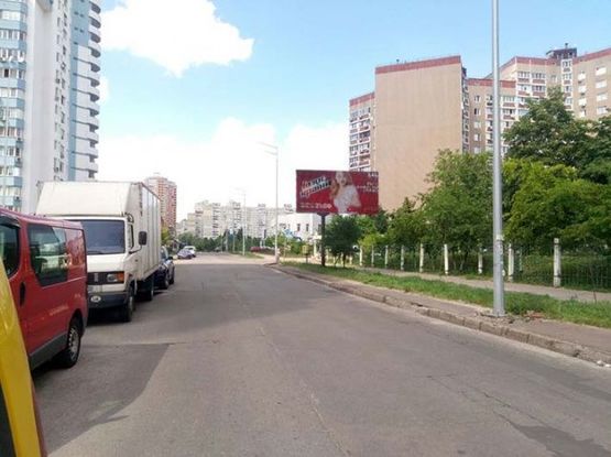 Фото рекламної площини за адресою Гмыри ул., 3