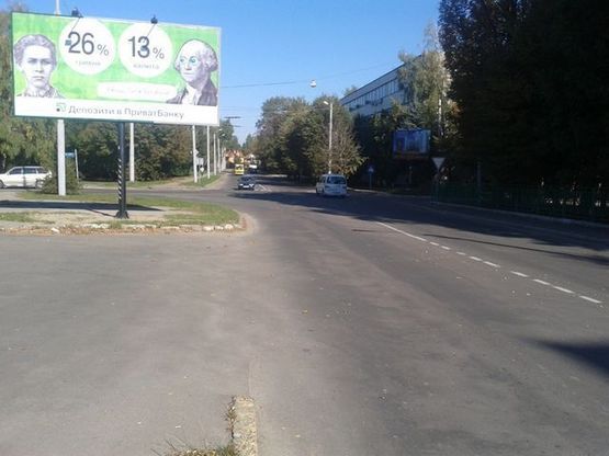 Фото рекламної площини за адресою Чмолы ул. - Козельницкая ул.