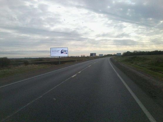 Фото рекламной плоскости по адресу Трасса Киев - Львов (окружная Львова), 500 м. от поворота на с. Гамалиевка