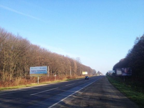 Фото рекламной плоскости по адресу Трасса Шегини - Львов, с. Конопница, 5 км. до Львова