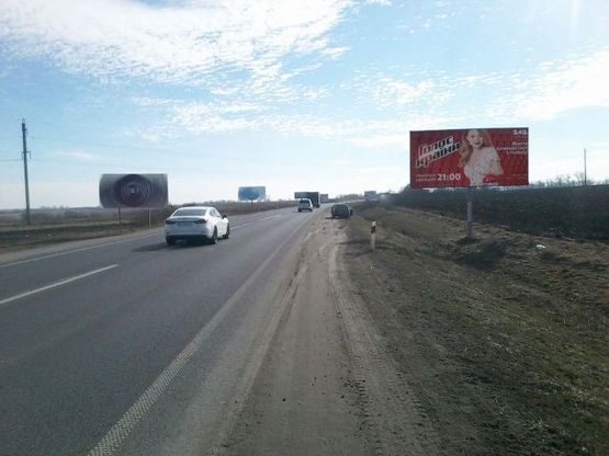 Фото рекламної площини за адресою Трасса Киев - Львов (окружная Львова), 650 м. от поворота на с. Гамалиевка