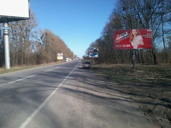 Фото рекламной плоскости по адресу Трасса Львов - Тернополь (выезд во Львов), 1100 м. от Галицькой ул.