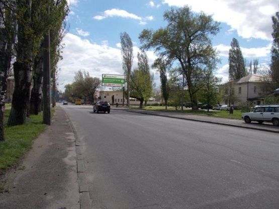 Фото рекламної площини за адресою Атамана Головатого ул., 89 - Гефта ул. (металлобаза "Трансмет")