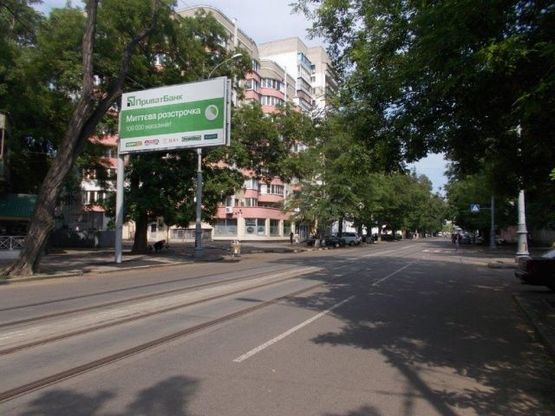 Фото рекламної площини за адресою Колонтаевская ул. - Южная ул.