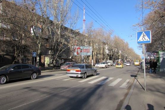 Фото рекламної площини за адресою Сегедская ул., 16