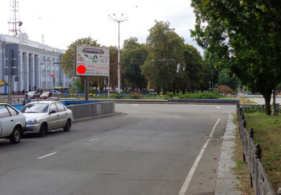 Фото рекламної площини за адресою Мира пр., 26 (БАННЕР)