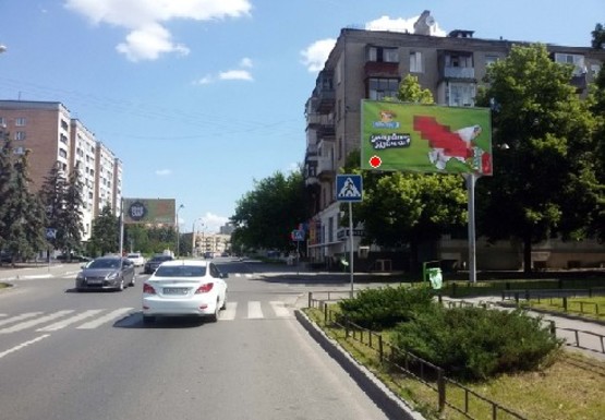 Фото рекламної площини за адресою Космическая ул.- Бакулина ул.