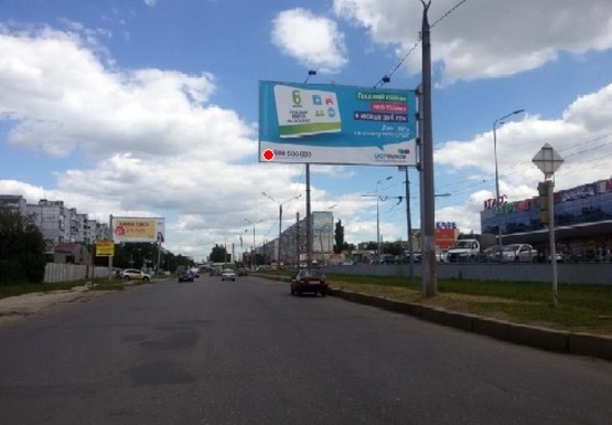 Фото рекламної площини за адресою Тракторостроителей пр. - Валентиновская ул.