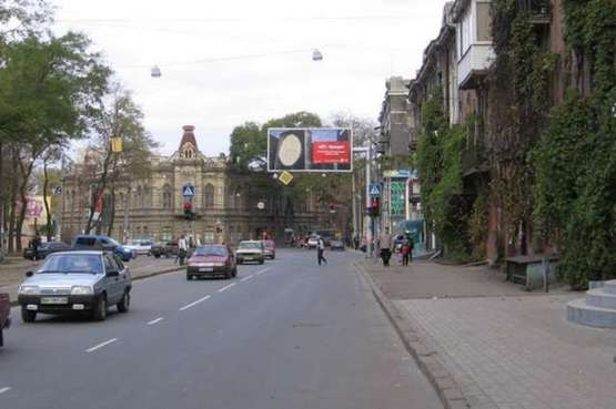 Фото рекламної площини за адресою Старопортофранківська вул. - Тираспольська вул.