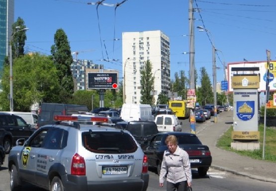 Фото рекламной плоскости по адресу Победы  пр. - Черновола ул.