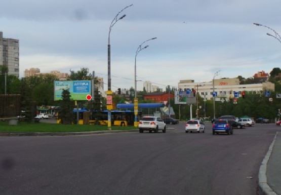 Фото рекламной плоскости по адресу Голосеевская пл.