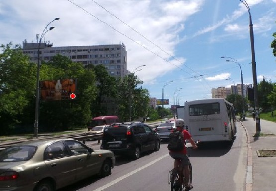Фото рекламной плоскости по адресу Вадима Гетьмана ул., 27