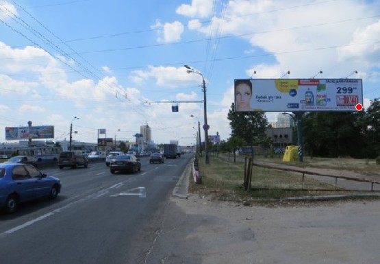 Фото рекламної площини за адресою Бандеры пр. (бывш. Московский пр.) (эл. опора 203)