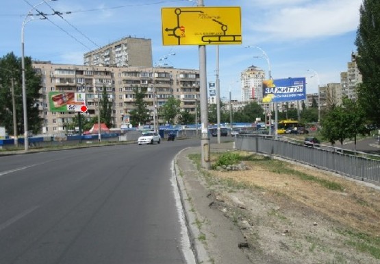 Фото рекламної площини за адресою Героев Днепра ул., 31а