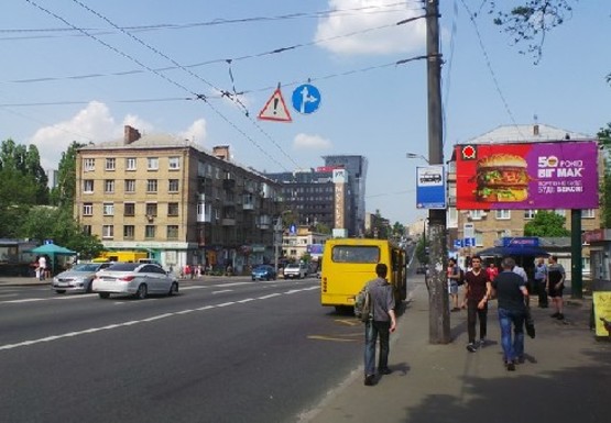 Фото рекламної площини за адресою Вадима Гетьмана ул.  - Выборгская ул.