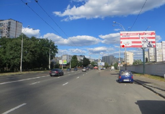 Фото рекламной плоскости по адресу Правды пр., напротив №72