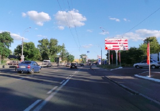 Фото рекламної площини за адресою Освободителей пр. - Воскресенского ул.