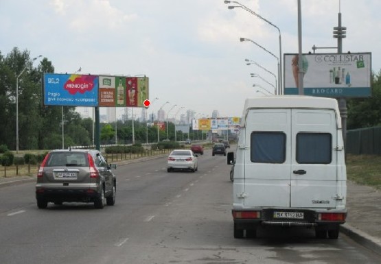 Фото рекламної площини за адресою Оболонский пр., 300 м от Малиновского пр.