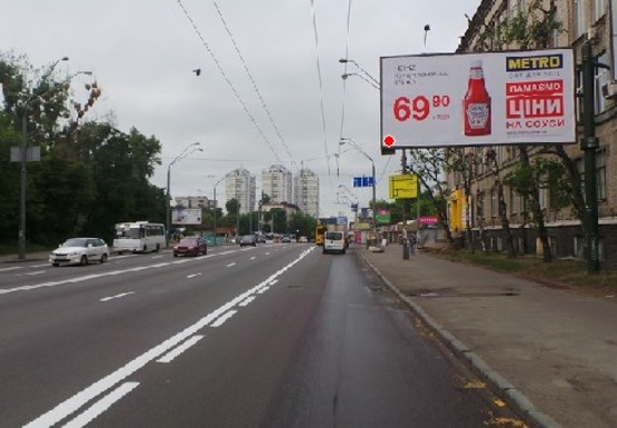 Фото рекламної площини за адресою Довженко ул., 3