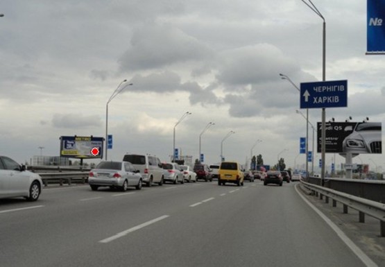 Фото рекламної площини за адресою Южный мост, к Харьковской пл.