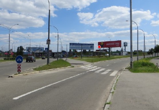 Фото рекламної площини за адресою Героев Сталинграда пр. - Бандеры пр. (бывш. Московский пр.)