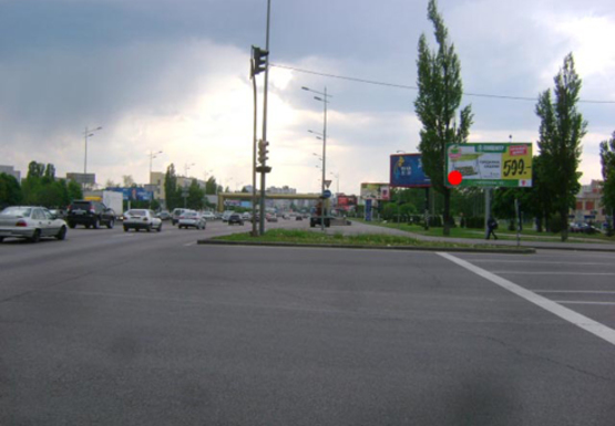 Фото рекламной плоскости по адресу Харьковская пл. - Бажана  пр.