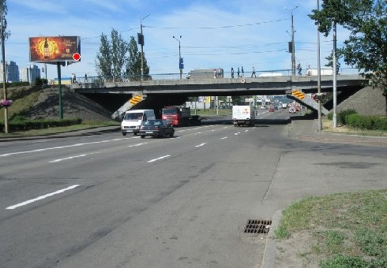 Фото рекламної площини за адресою Броварской пр. - Новороссийская пл.