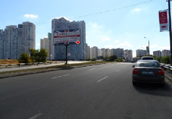 Фото рекламной плоскости по адресу Днепровская набережная (правый), за мостом, ст.м. Осокорки