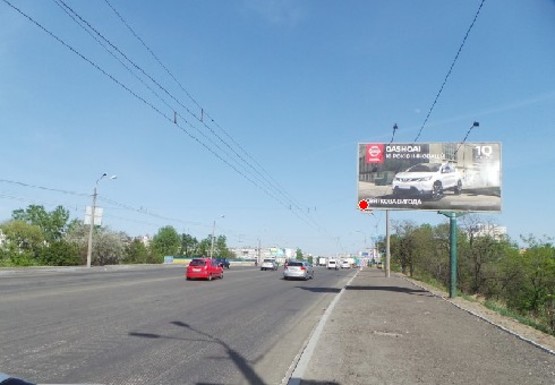 Фото рекламной плоскости по адресу Луговая ул., 11