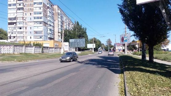 Фото рекламной плоскости по адресу ул. Полтавская угол пер.Сечевой