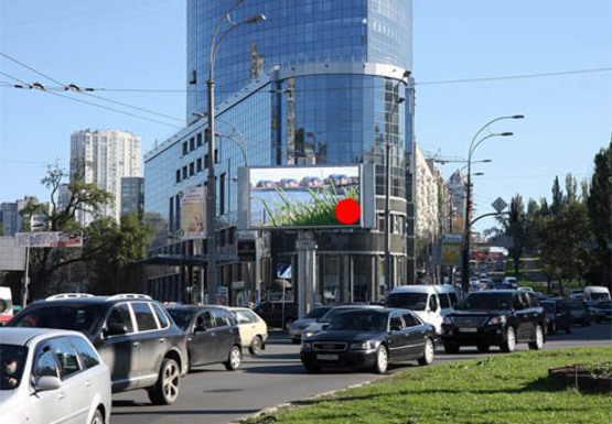 Фото рекламной плоскости по адресу Леси Украинки б-р - Бассейная ул. - Мечникова ул.