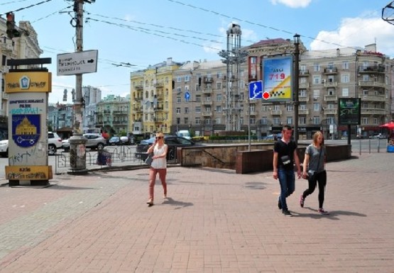 Фото рекламной плоскости по адресу Льва Толстого пл.