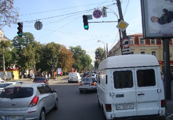 Фото рекламной плоскости по адресу Верхний Вал ул., 16