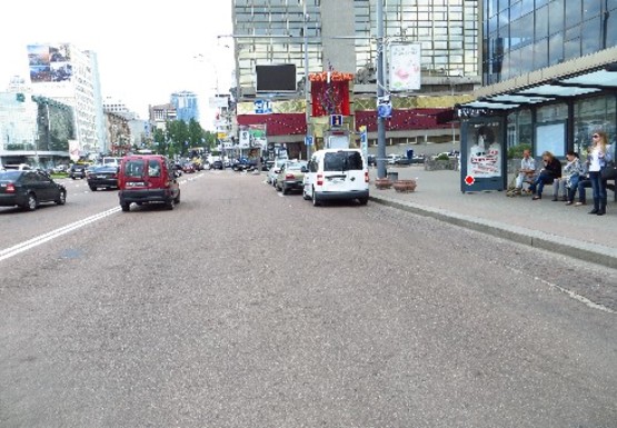 Фото рекламной плоскости по адресу Победы пл.