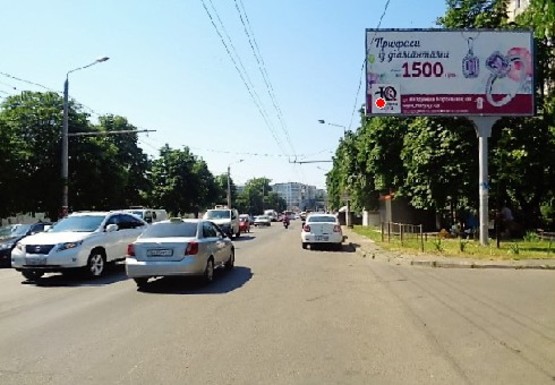 Фото рекламної площини за адресою Академика Королева ул.,74 (рынок Южный)