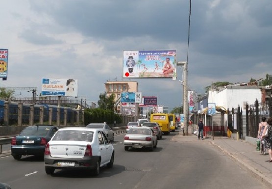 Фото рекламної площини за адресою Среднефонтанская ул. ТЦ Среднефонтанский А ( Семафорный переулок,4)