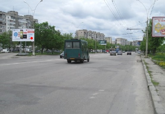 Фото рекламної площини за адресою Харьковская ул., 40