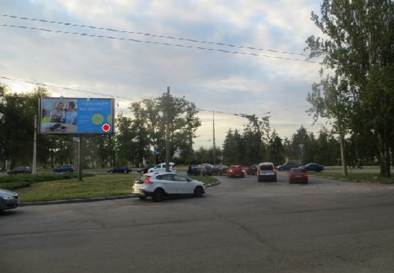 Фото рекламной плоскости по адресу Соборный пр. - Богдана Хмельницкого ул.