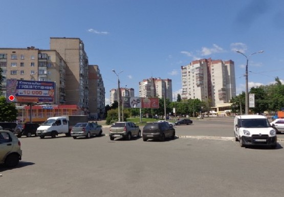 Фото рекламної площини за адресою Победы пр., 184 (маг. "Сиверский")