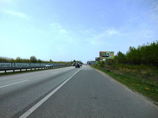 Фото рекламної площини за адресою с. Мила, траса М-06 Київ-Чоп (Житомир), км 27+100 право