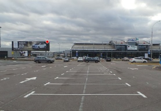 Фото рекламної площини за адресою Медовая ул., 2 Площадь перед въездом в Терминалы А и D (Терминал А)