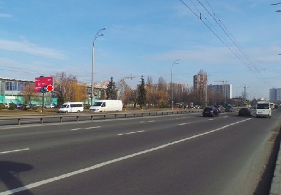 Фото рекламной плоскости по адресу Глушкова пр., 12а