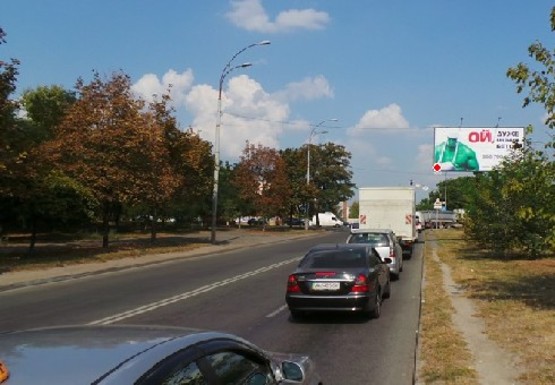 Фото рекламной плоскости по адресу Симиренка ул., 31 (напротив)