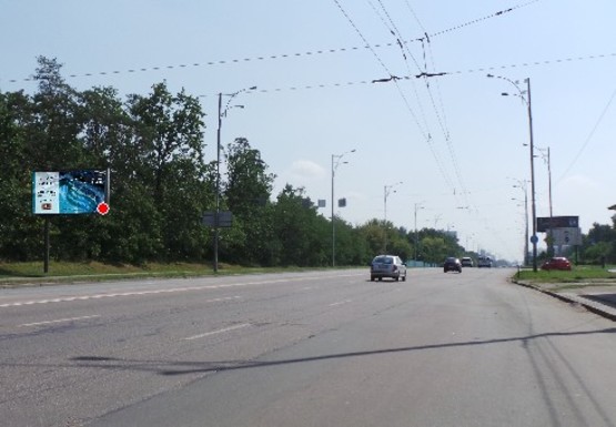 Фото рекламної площини за адресою Братиславская ул.