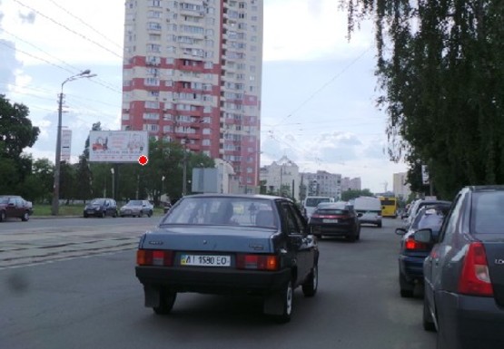 Фото рекламної площини за адресою Бориспольская ул., напротив дома №7