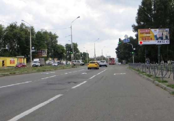 Фото рекламної площини за адресою Автозаводская ул., 93