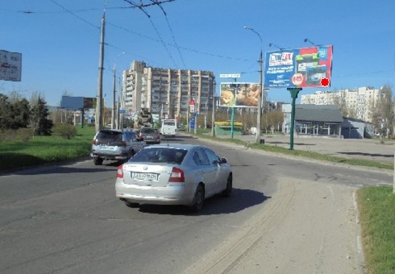 Фото рекламної площини за адресою Адмирала Сенявина пр., старая заправка ("тырла")