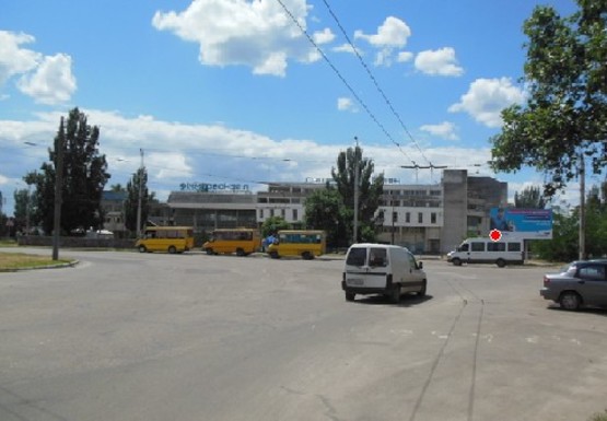 Фото рекламной плоскости по адресу Одесская пл., (ЖД переезд)