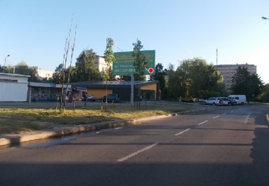 Фото рекламної площини за адресою Симоненко ул., возле дома №7