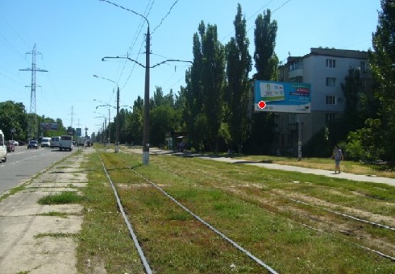 Фото рекламної площини за адресою Космонавтов ул, РЦ "Космос"